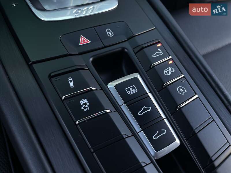 Купе Porsche 911 2017 в Києві