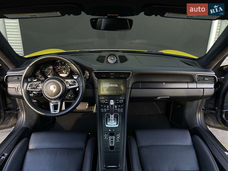 Купе Porsche 911 2017 в Києві