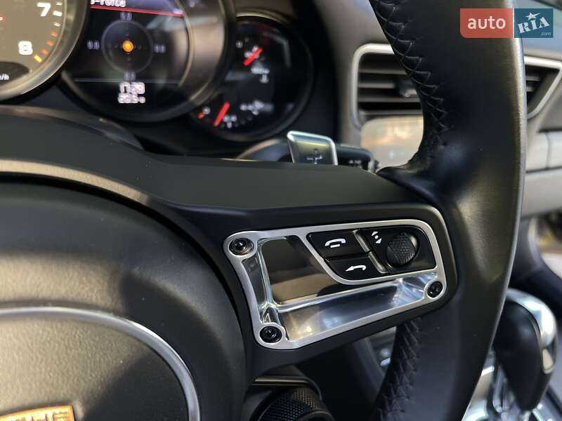 Купе Porsche 911 2017 в Києві