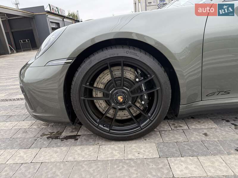 Купе Porsche 911 2023 в Львове