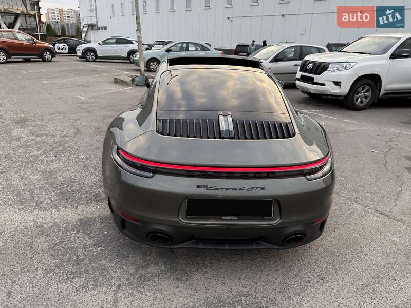 Купе Porsche 911 2023 в Львове