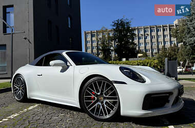 Кабриолет Porsche 911 2022 в 