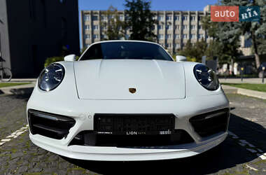 Кабриолет Porsche 911 2022 в 