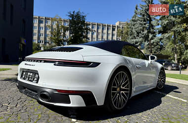 Кабриолет Porsche 911 2022 в 