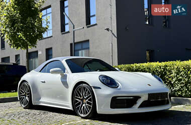 Кабриолет Porsche 911 2022 в 