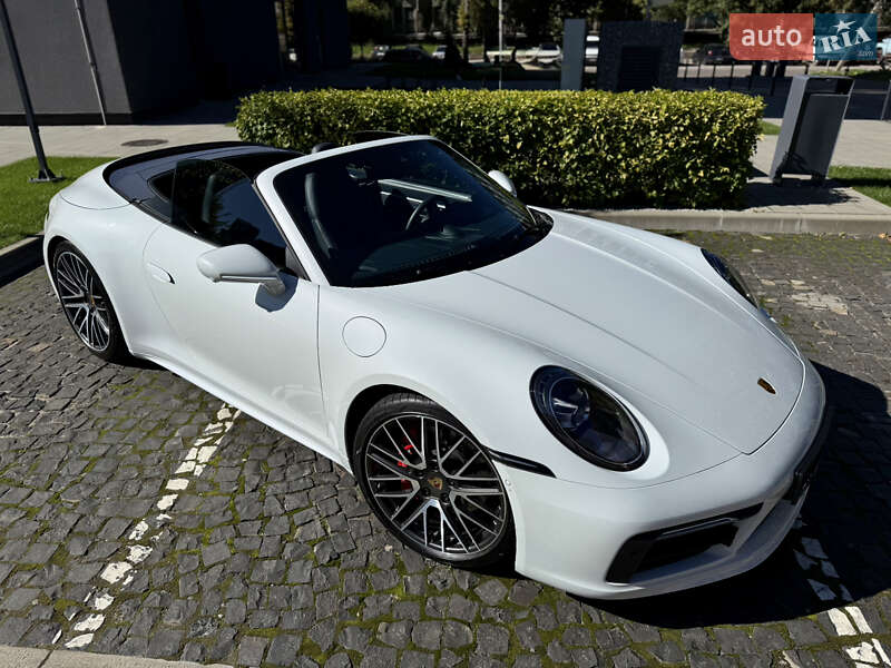 Кабриолет Porsche 911 2022 в Львове