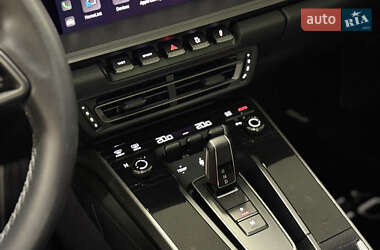 Купе Porsche 911 2023 в 