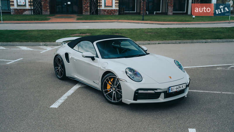 Кабріолет Porsche 911 2022 в Києві