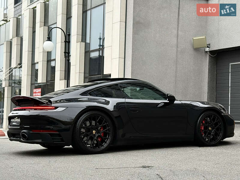 Купе Porsche 911 2023 в Киеве фото 28 Купе Porsche 911 2023 в Киеве