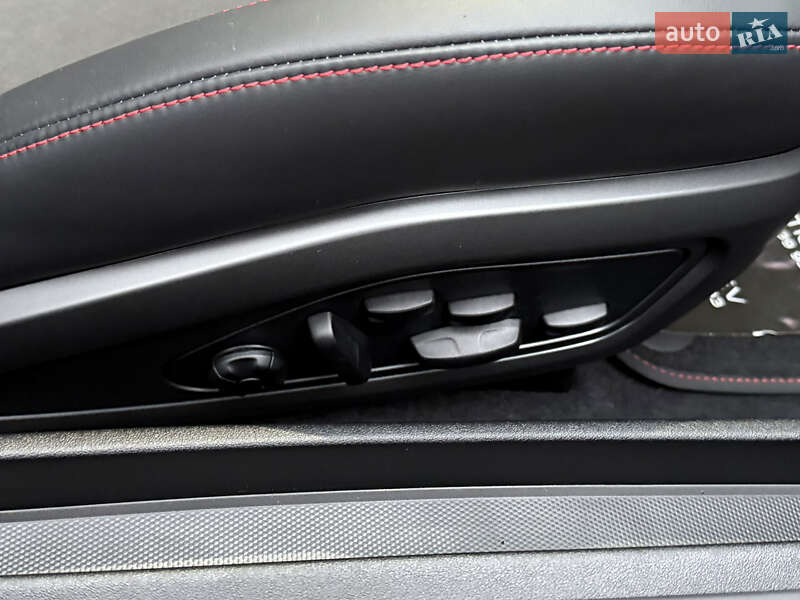 Купе Porsche 911 2023 в Киеве фото 52 Купе Porsche 911 2023 в Киеве