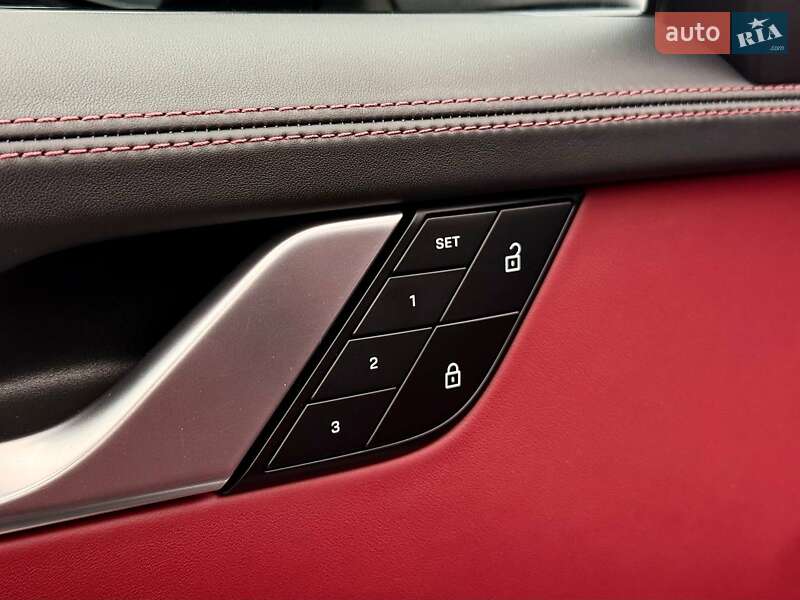 Купе Porsche 911 2022 в Киеве