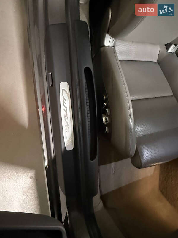 Купе Porsche 911 2013 в Києві фото 14 Купе Porsche 911 2013 в Києві