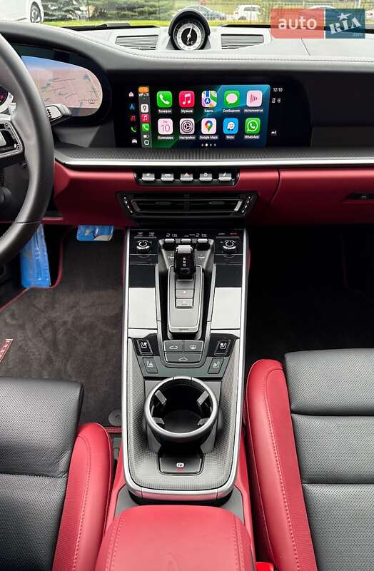 Купе Porsche 911 2024 в Києві фото 45 Купе Porsche 911 2024 в Києві