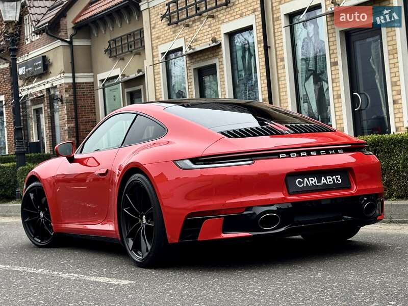 Купе Porsche 911 2022 в Киеве фото 13 Купе Porsche 911 2022 в Киеве
