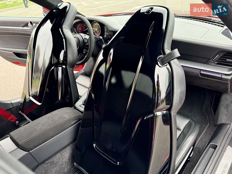 Купе Porsche 911 2022 в Киеве фото 32 Купе Porsche 911 2022 в Киеве