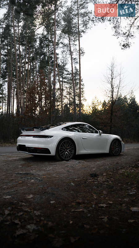 Купе Porsche 911 2022 в Киеве фото 8 Купе Porsche 911 2022 в Киеве