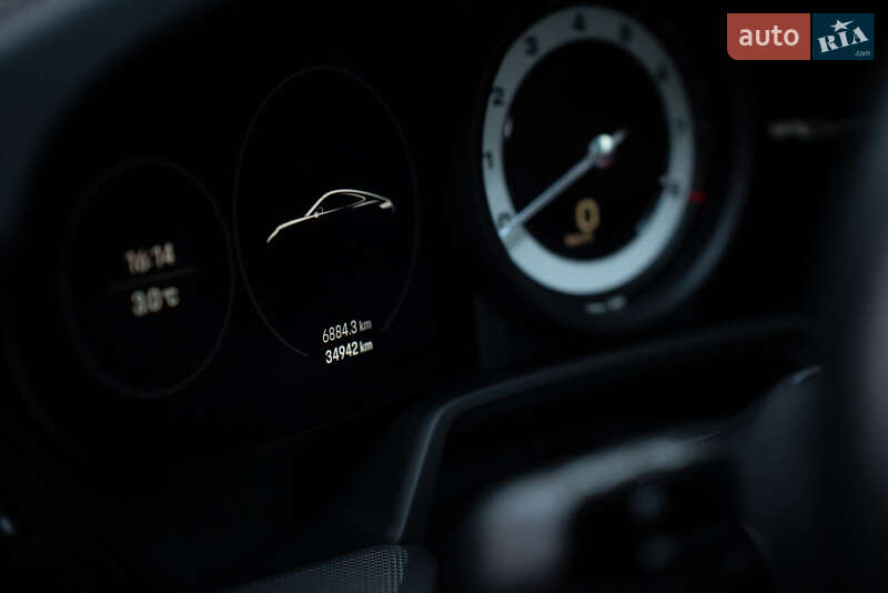 Купе Porsche 911 2022 в Киеве фото 25 Купе Porsche 911 2022 в Киеве