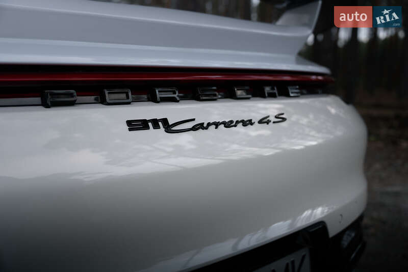 Купе Porsche 911 2022 в Киеве фото 30 Купе Porsche 911 2022 в Киеве