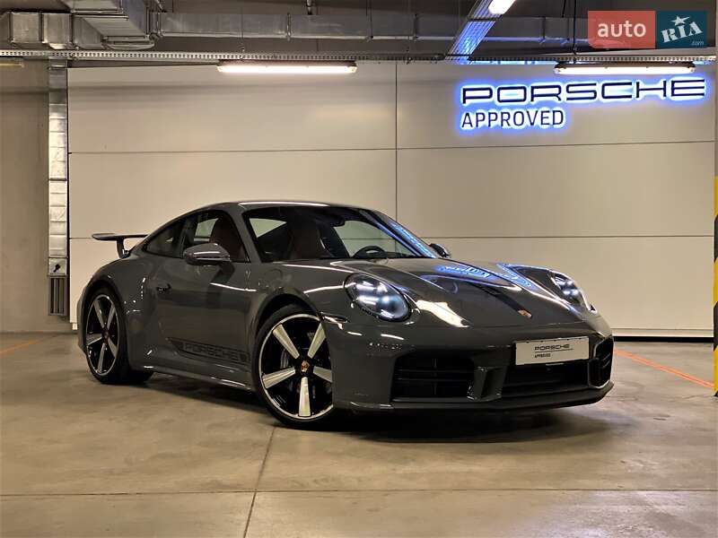 Купе Porsche 911 2025 в Киеве