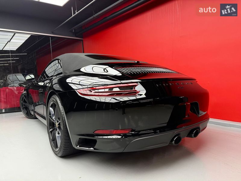 Кабриолет Porsche 911 2018 в Киеве
