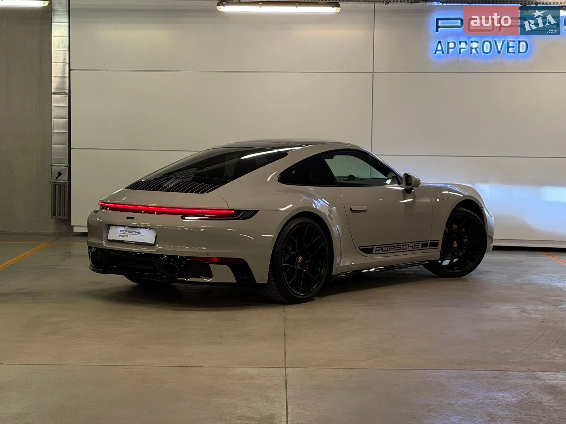2024 Porsche 911 - мініатюра 10