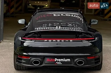 Porsche 911 2021