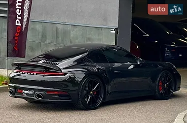 Porsche 911 2021