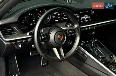 Porsche 911 2021