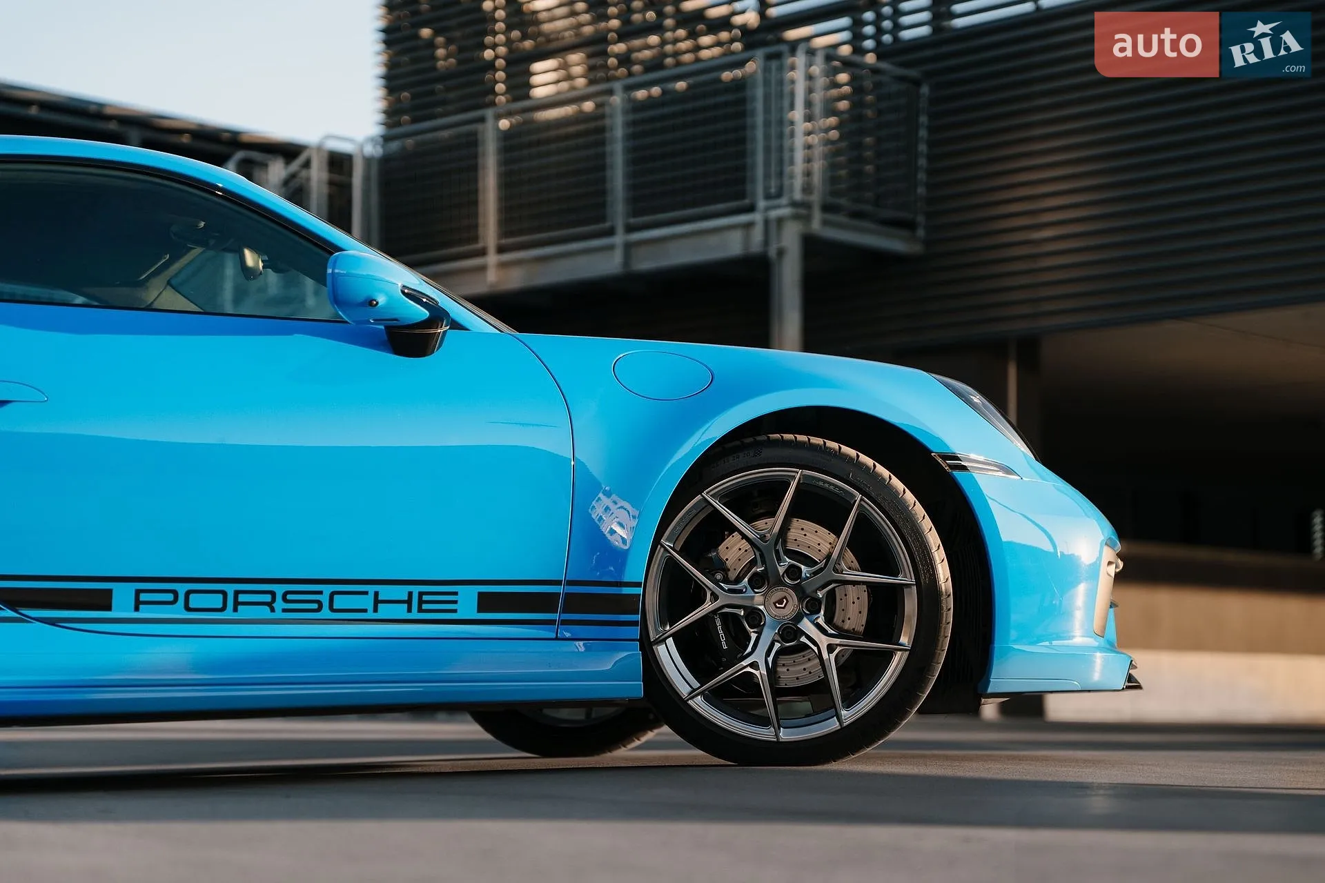 2021 Porsche 911 - мініатюра 10