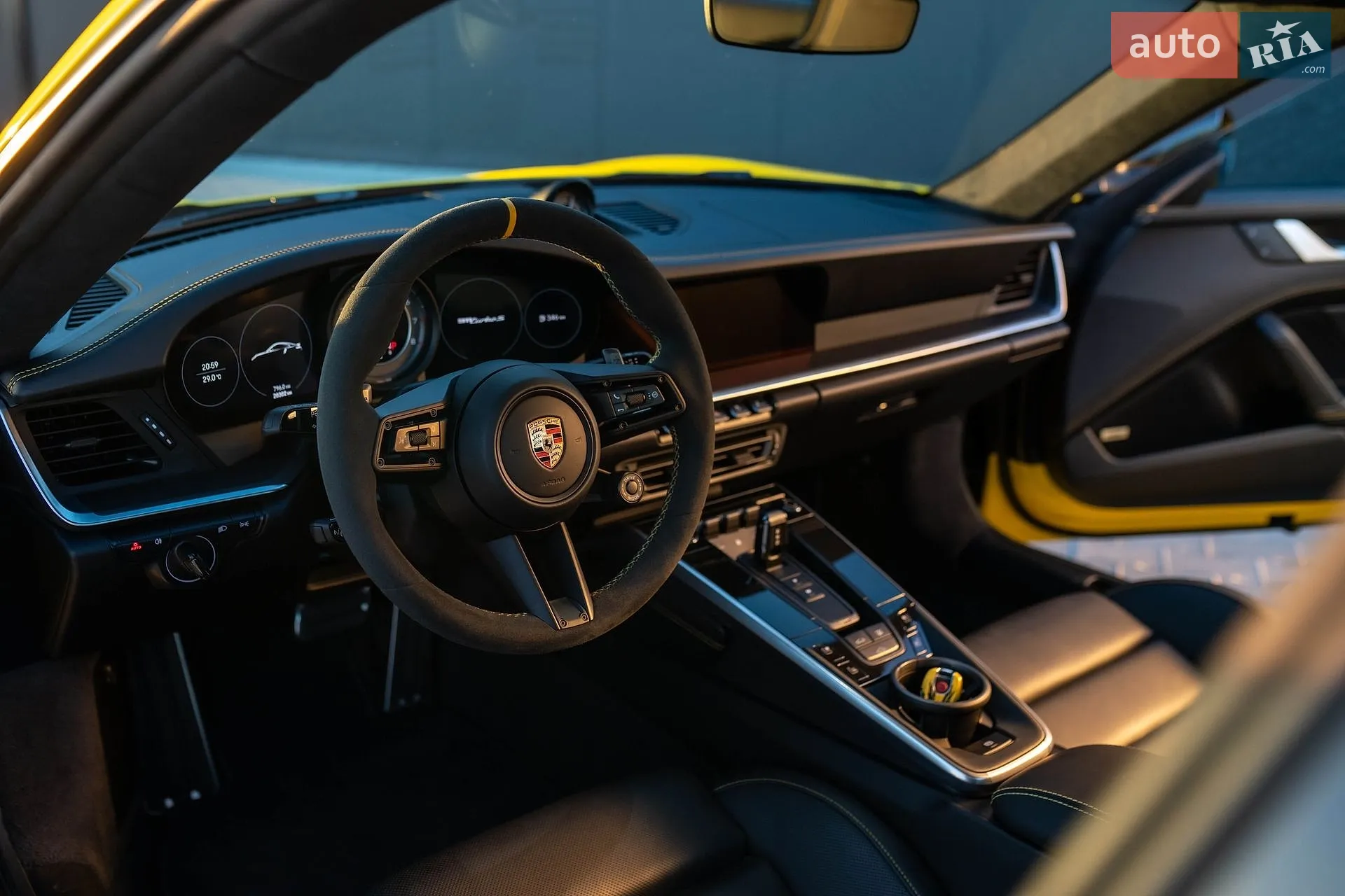Porsche 911 2021 VIN WP0AD2A94NS254114 фото оголошення 11 з 27