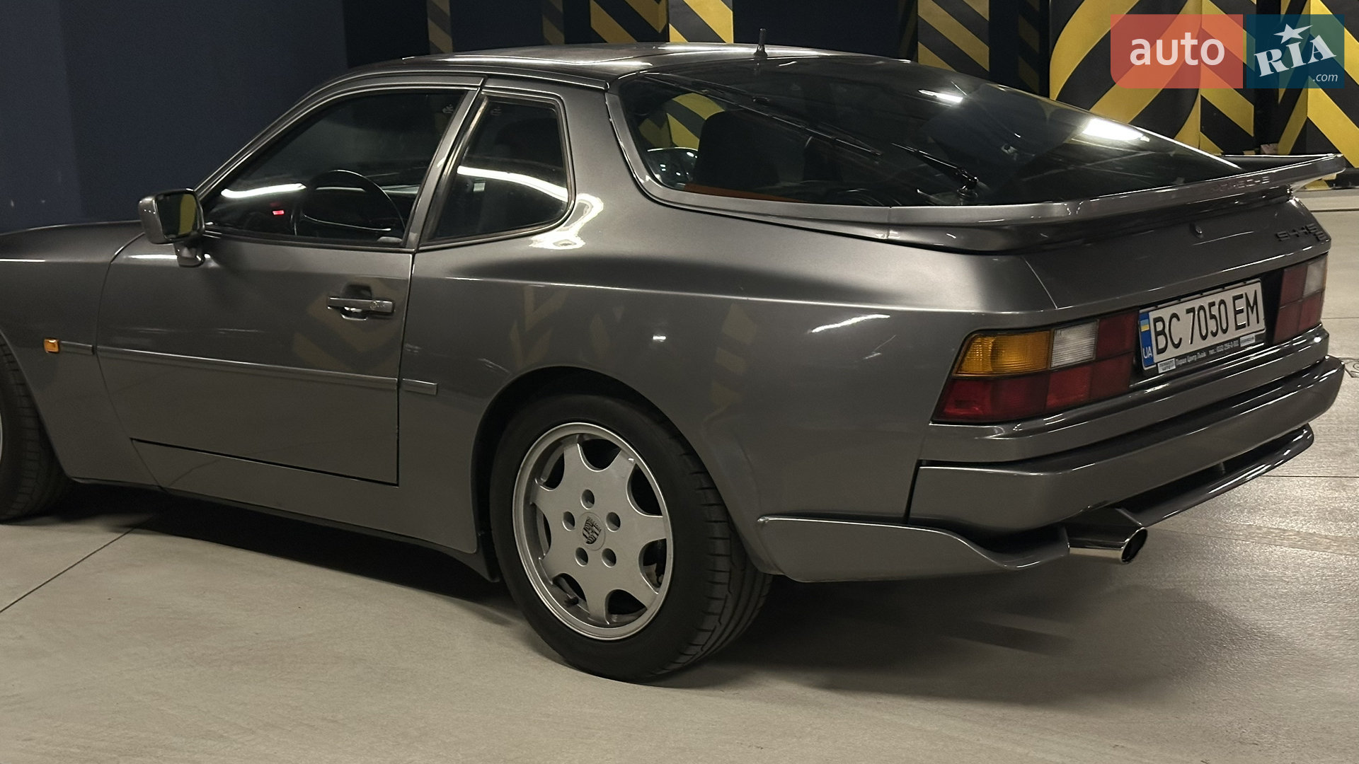 1989 Porsche 944 - мініатюра 7