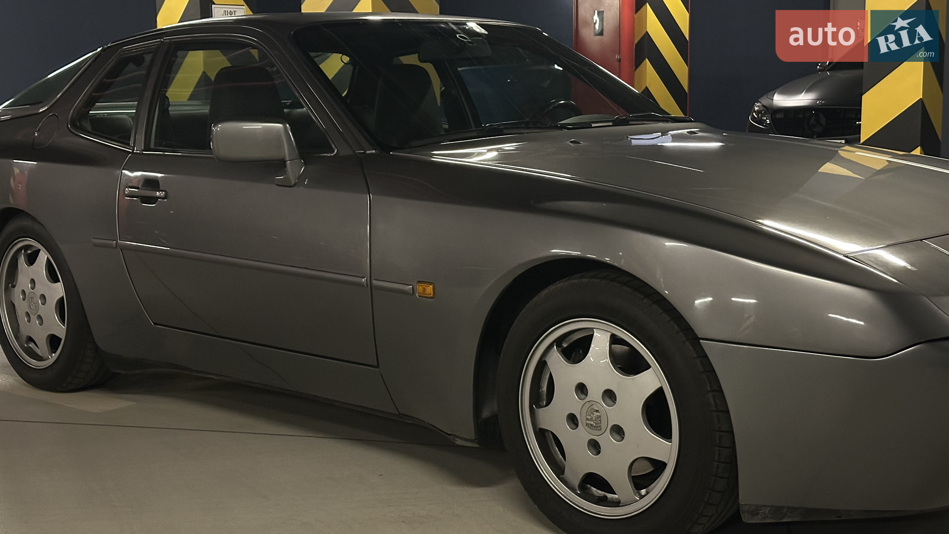 1989 Porsche 944 - мініатюра 12