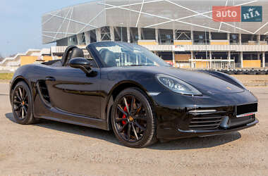 Кабриолет Porsche Boxster 2016 в 