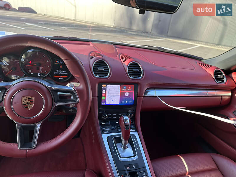 Родстер Porsche Boxster 2018 в Киеве фото 9 Родстер Porsche Boxster 2018 в Киеве
