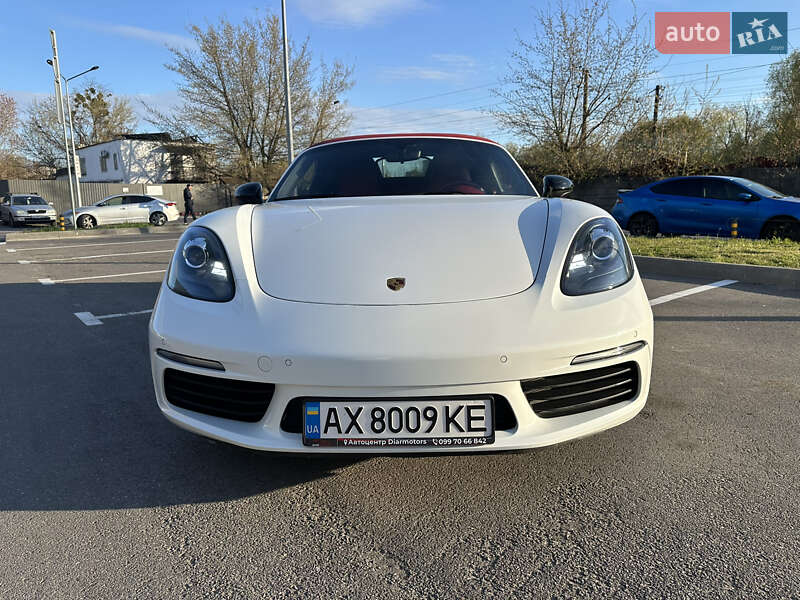 Родстер Porsche Boxster 2018 в Киеве фото 3 Родстер Porsche Boxster 2018 в Киеве