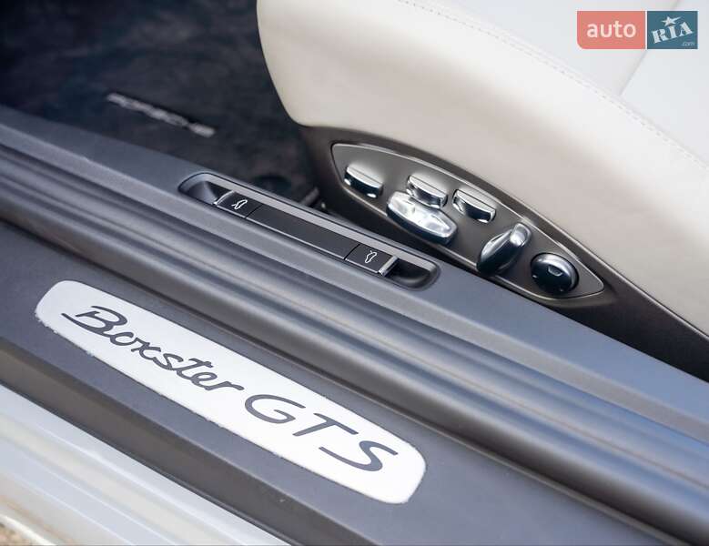 Родстер Porsche Boxster 2024 в Києві