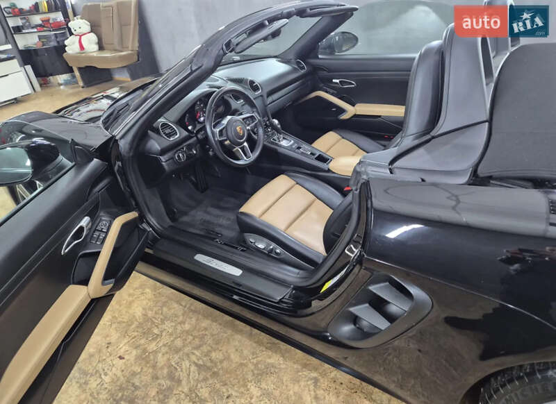 Родстер Porsche Boxster 2018 в Києві