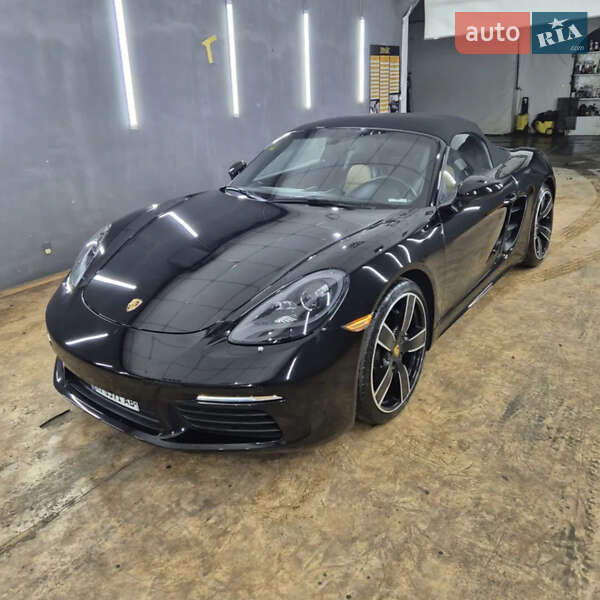 Родстер Porsche Boxster 2018 в Києві