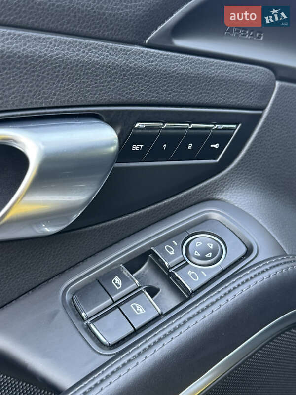 Родстер Porsche Boxster 2020 в Киеве