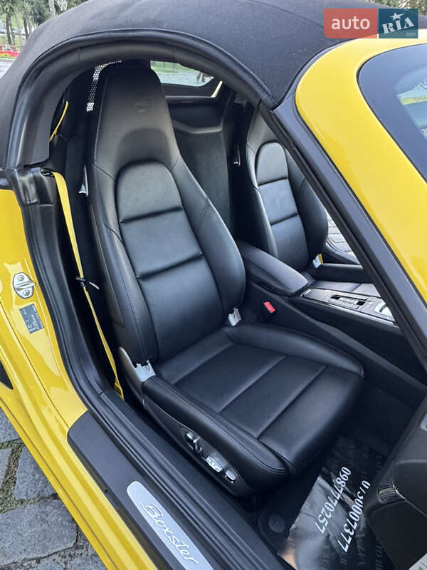 Родстер Porsche Boxster 2020 в Киеве