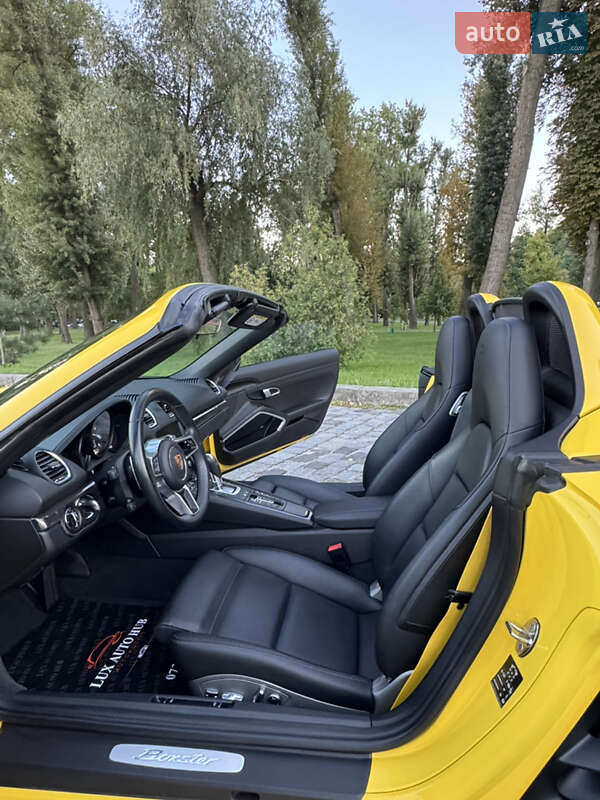 Родстер Porsche Boxster 2020 в Киеве