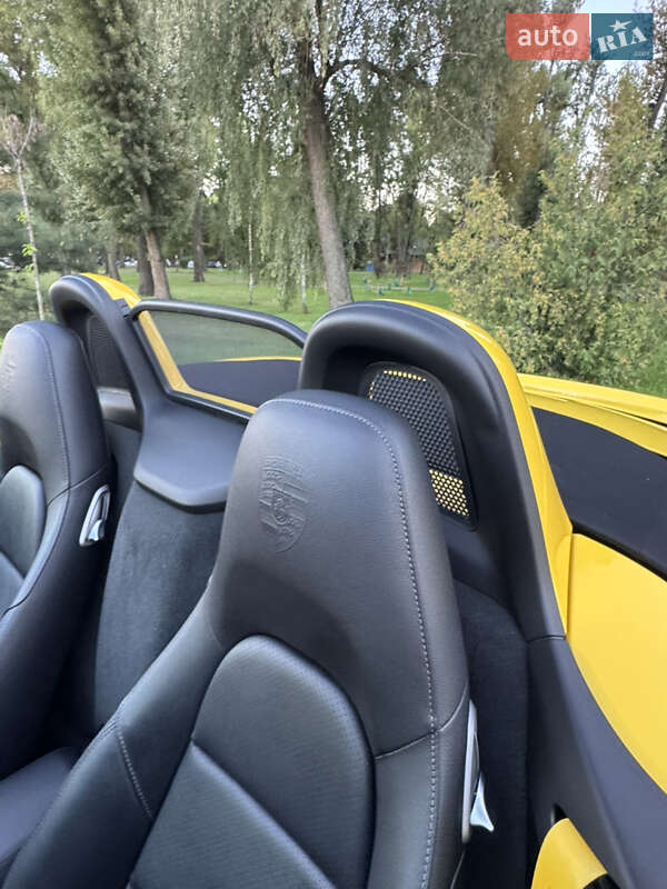 Родстер Porsche Boxster 2020 в Киеве