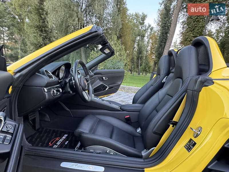 Родстер Porsche Boxster 2020 в Киеве