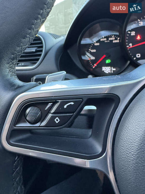 Родстер Porsche Boxster 2020 в Киеве