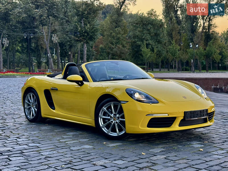 Родстер Porsche Boxster 2020 в Киеве
