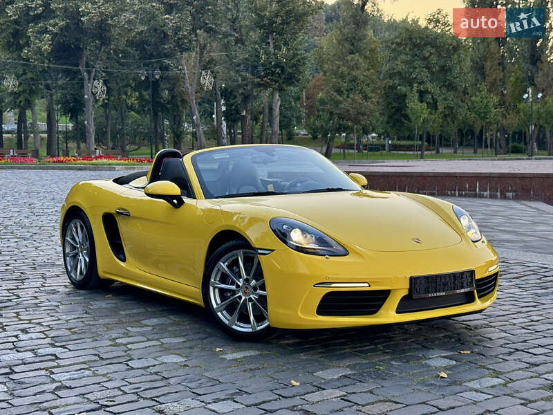 Родстер Porsche Boxster 2020 в Киеве