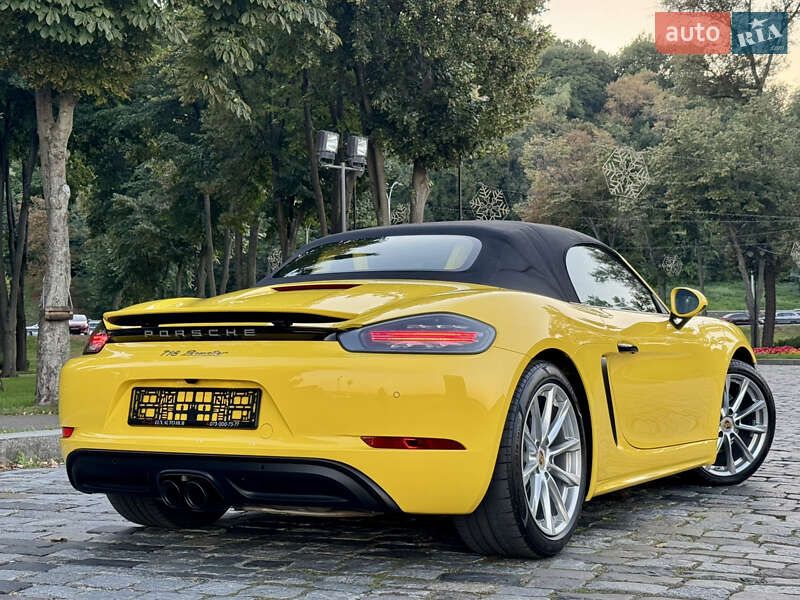 Родстер Porsche Boxster 2020 в Киеве