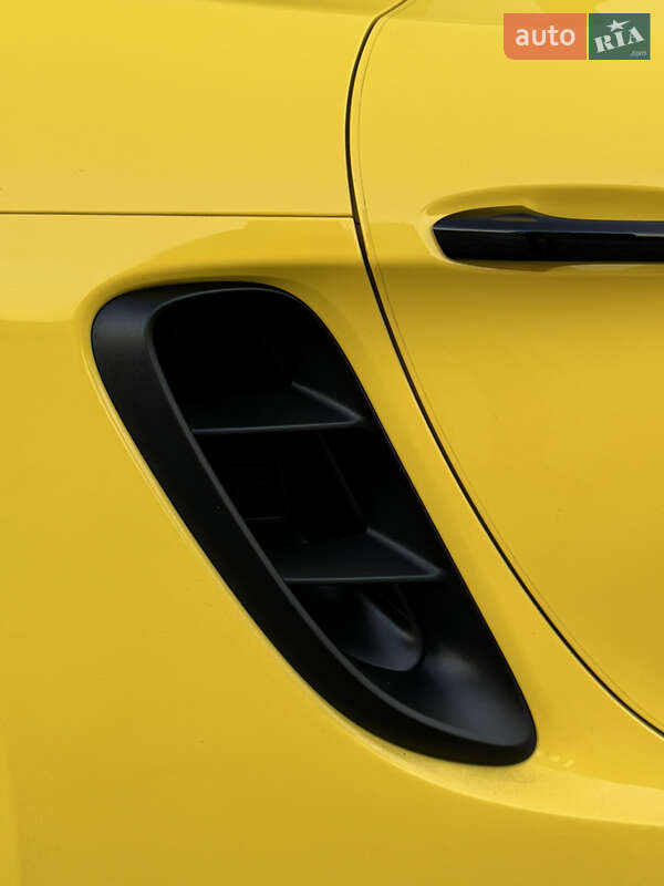 Родстер Porsche Boxster 2020 в Киеве