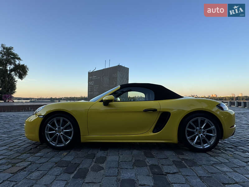 Родстер Porsche Boxster 2020 в Киеве