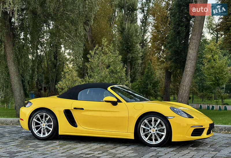 Родстер Porsche Boxster 2020 в Киеве